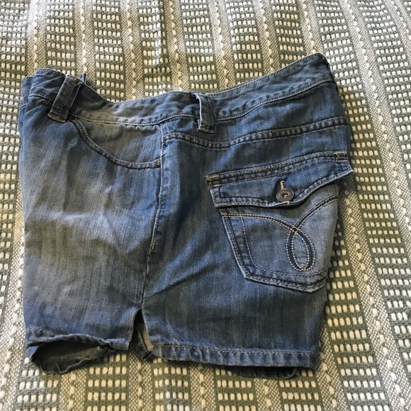 Calvin Klein shorts size 10 - Picture 5 of 7